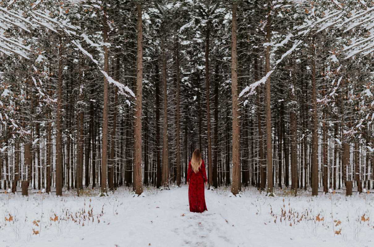 Building a Sacred Connection With the Seasons in Everyday Life